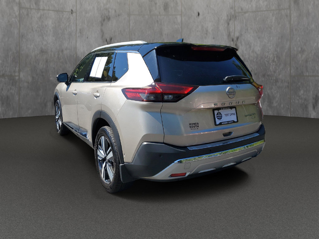 Used 2022 Nissan Rogue Platinum w/ Head-Up Display Package AWD/4WD image 4