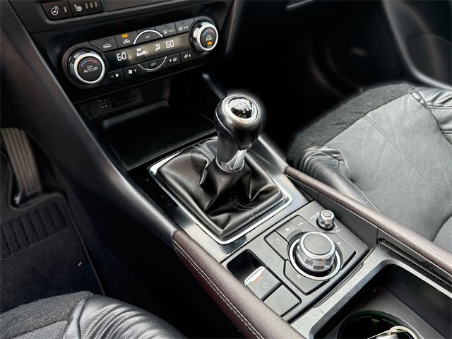 Used 2018 MAZDA MAZDA3 Grand Touring w/ Premium Equipment Package image 20