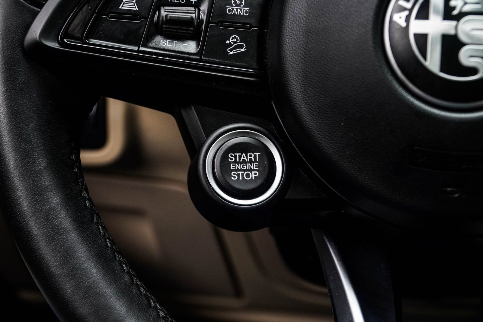 Used 2023 Alfa Romeo Stelvio Ti Lusso w/ Quick Order Package 22X Lusso image 30