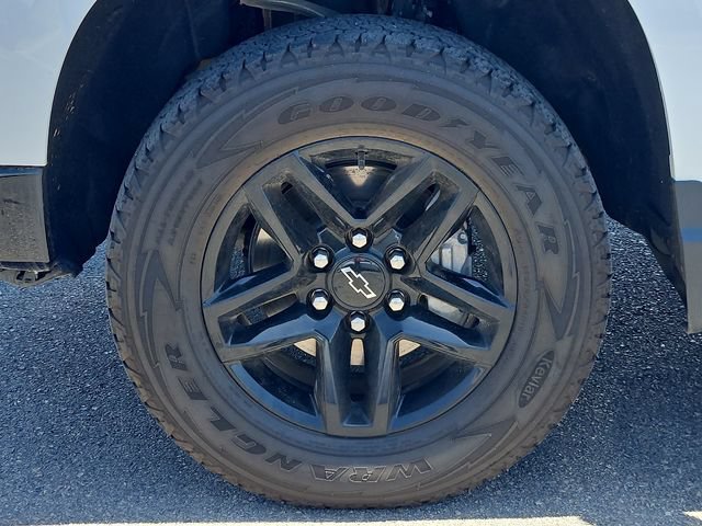 Used 2024 Chevrolet Silverado 1500 LT Trail Boss w/ Protection Package AWD/4WD image 9