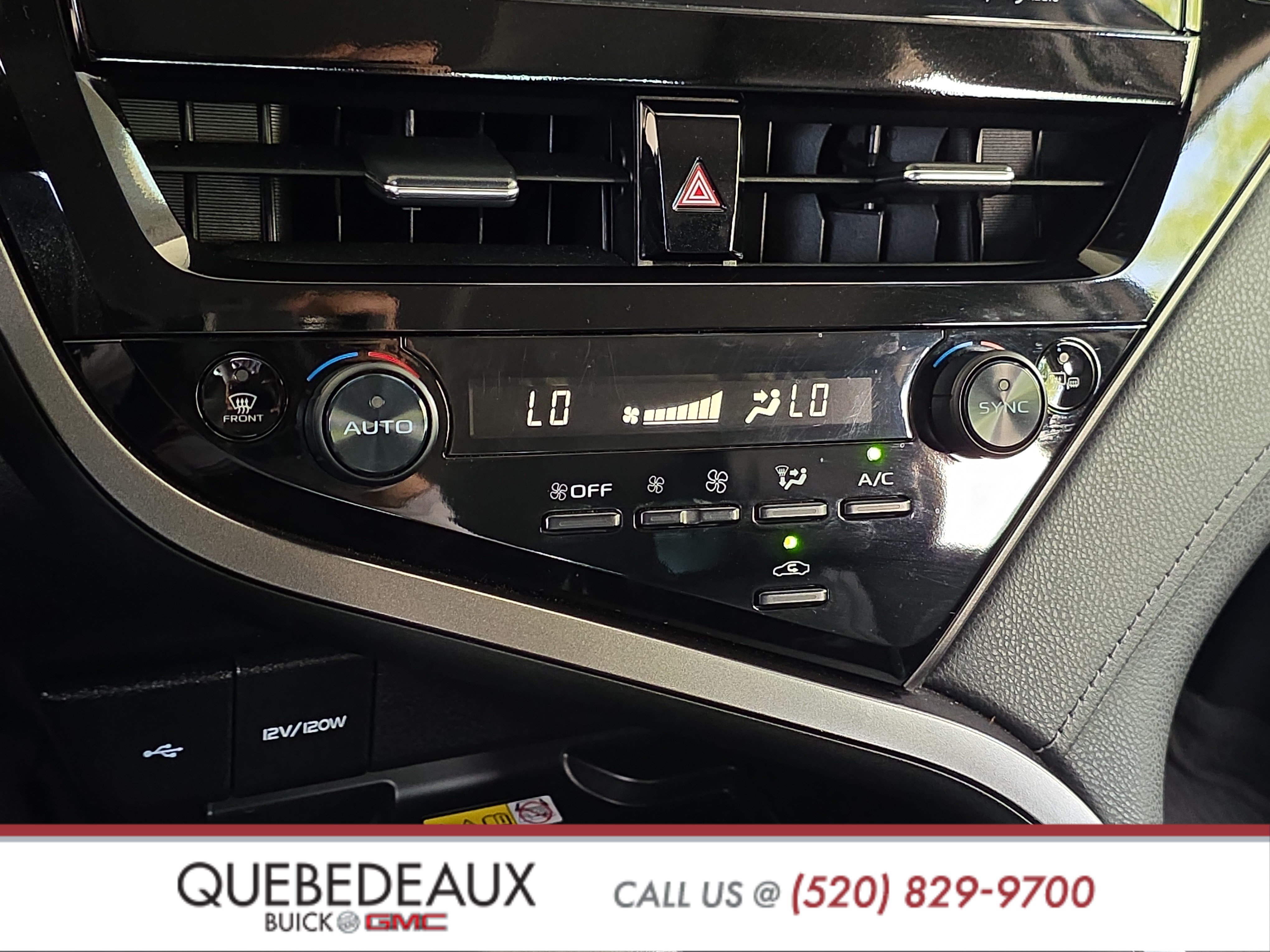 Used 2022 Toyota Camry XSE FWD image 18