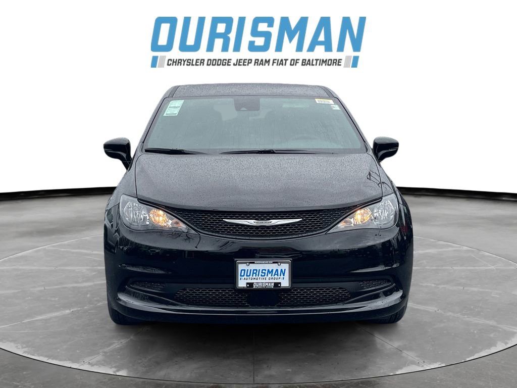 New 2026 Chrysler Voyager LX image 8