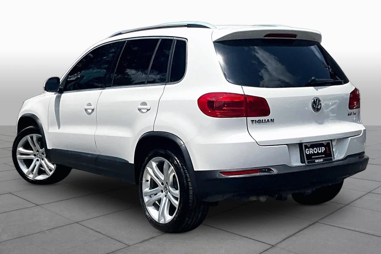 Used 2013 Volkswagen Tiguan SEL FWD image 11