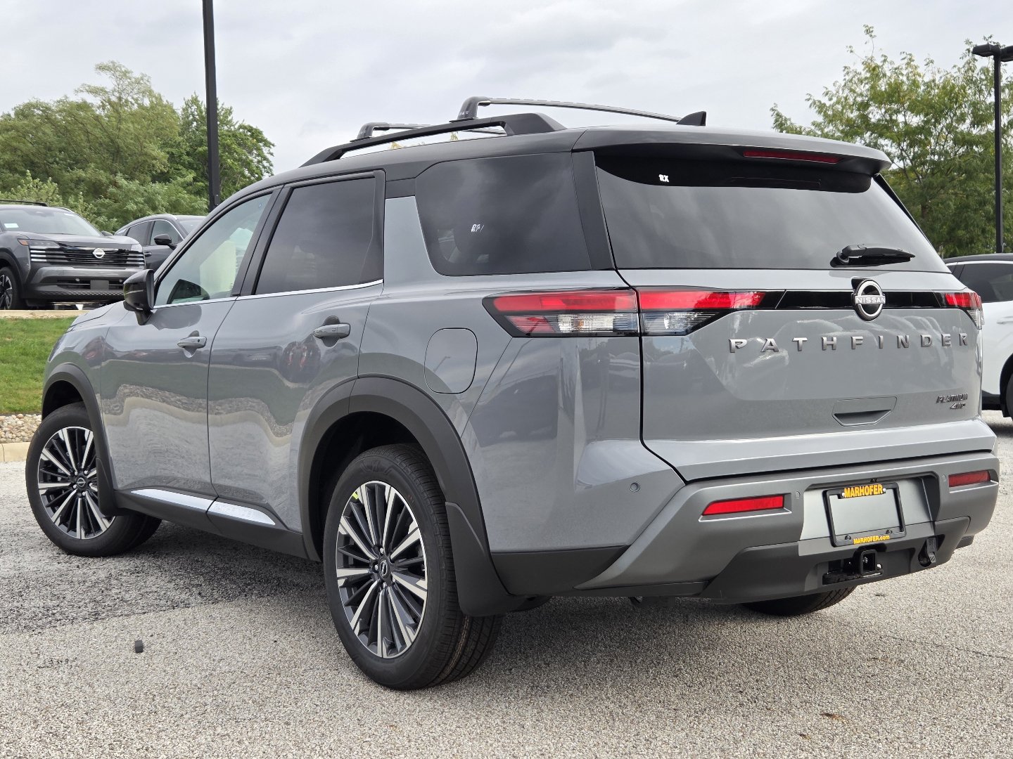 New 2026 Nissan Pathfinder Platinum AWD/4WD image 17