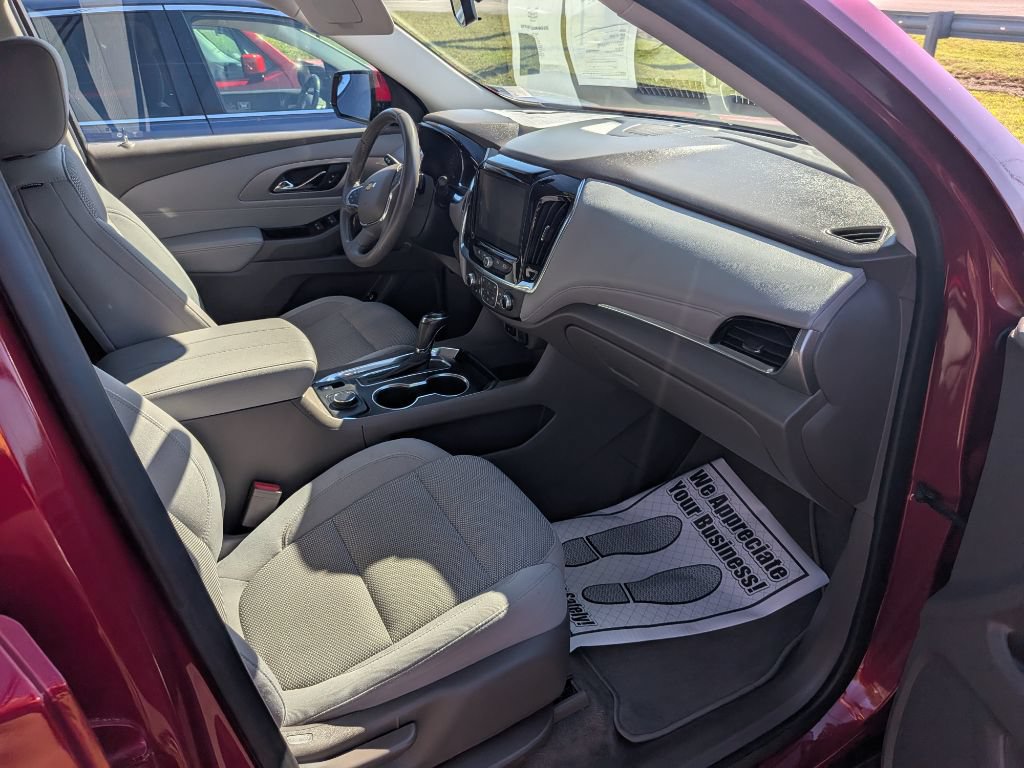Used 2019 Chevrolet Traverse LT FWD image 9