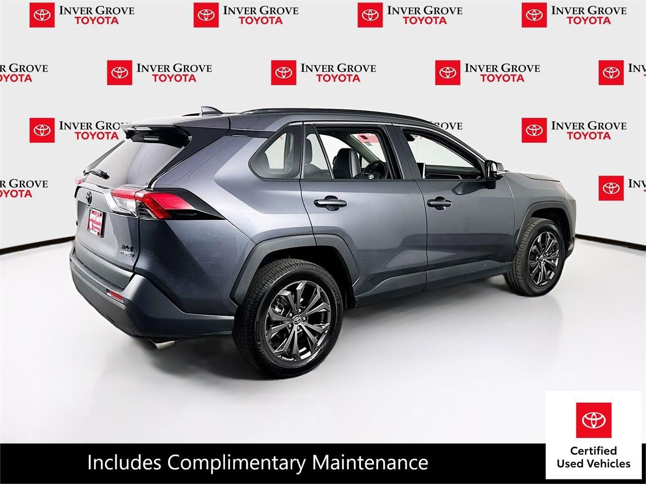 Certified 2023 Toyota RAV4 XLE Premium AWD/4WD image 5