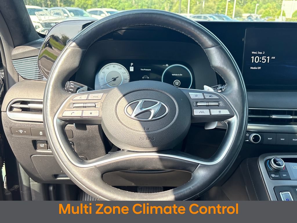 Certified 2024 Hyundai Palisade Calligraphy FWD image 14