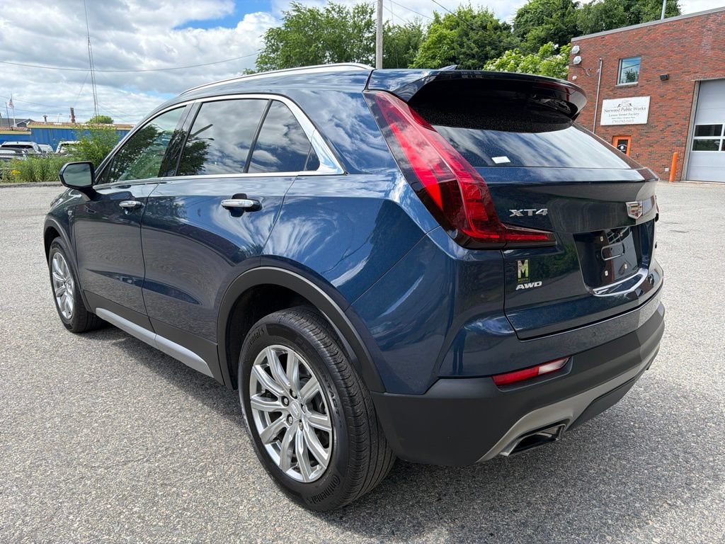 Used 2019 Cadillac XT4 Premium Luxury w/ Cold Weather Package AWD/4WD image 4