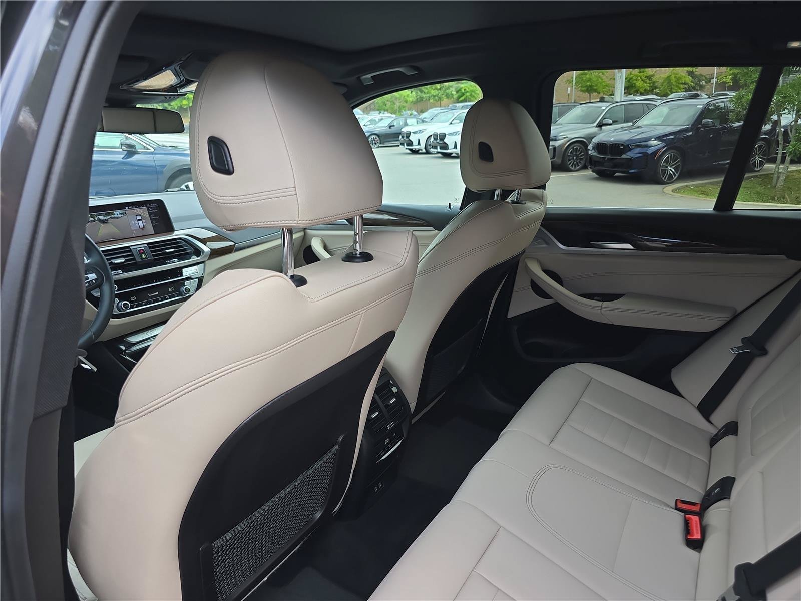 Used 2020 BMW X3 xDrive30i w/ Executive Package AWD/4WD image 16