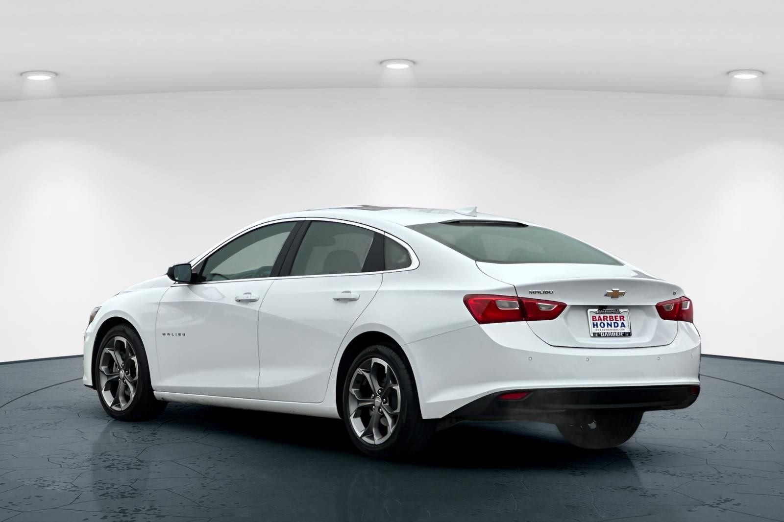 Used 2024 Chevrolet Malibu LT image 4