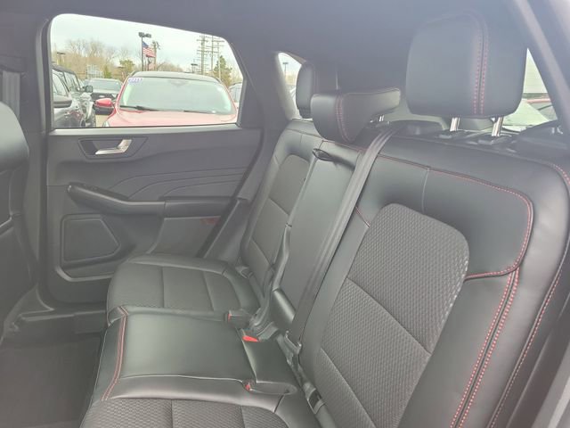 Certified 2024 Ford Escape ST-Line w/ Tech Pack #1 AWD/4WD image 24