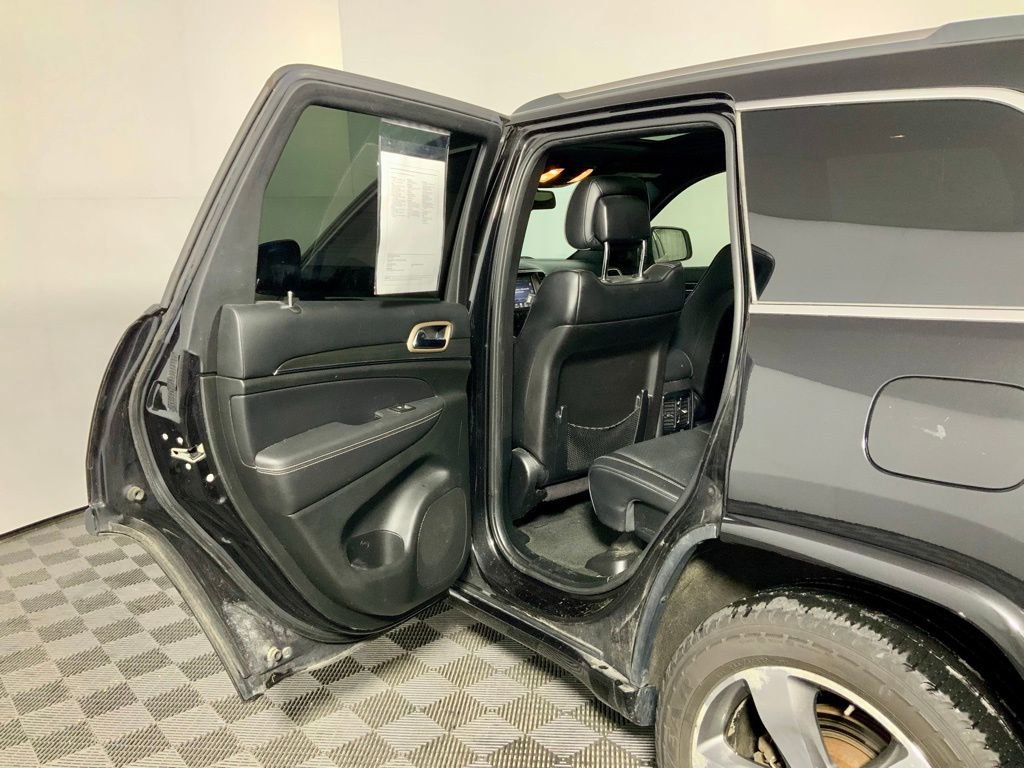 Used 2015 Jeep Grand Cherokee Overland w/ Advanced Technology Group image 25
