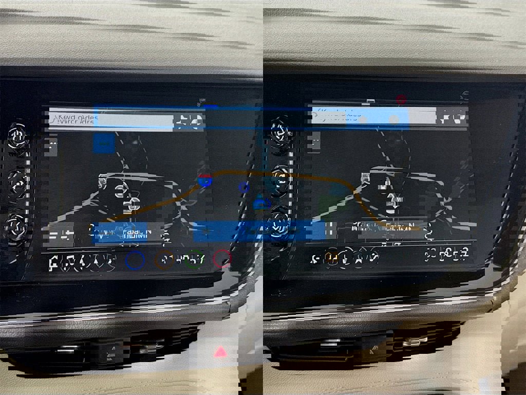 Used 2023 Buick Envision Avenir image 7