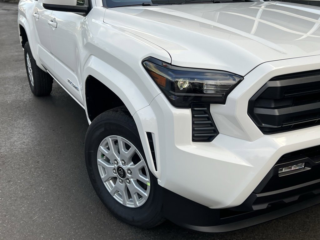New 2025 Toyota Tacoma SR5 image 2