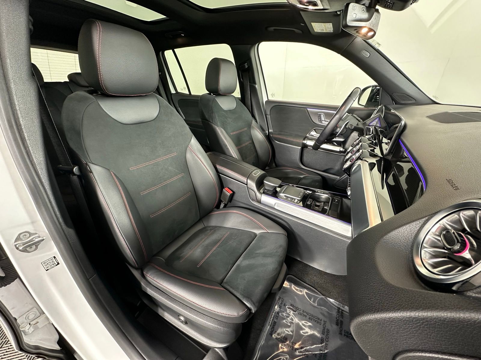 Used 2022 Mercedes-Benz GLB 35 AMG 4MATIC image 6