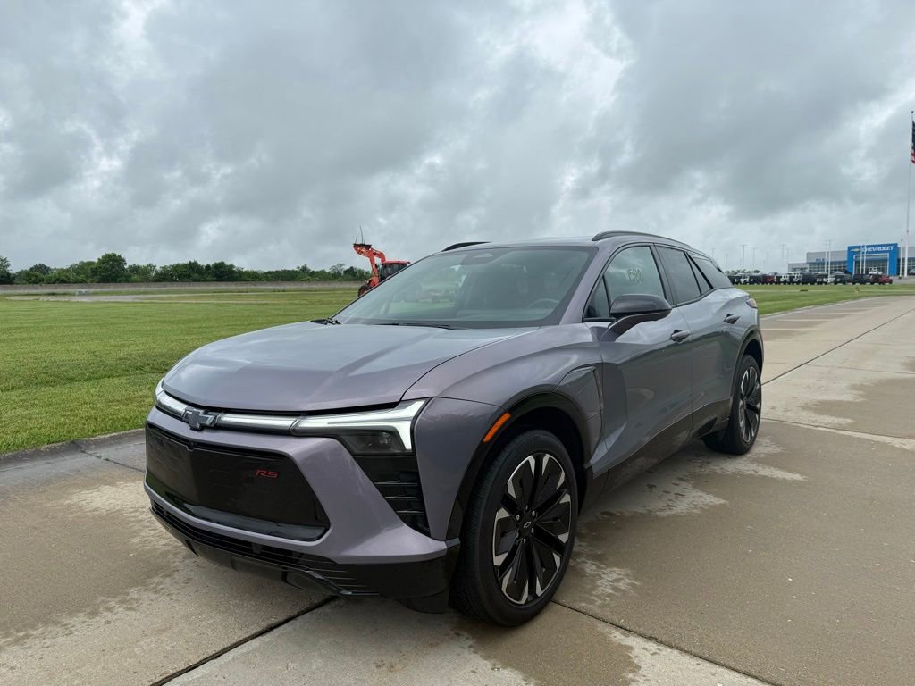 Used 2025 Chevrolet Blazer EV RS AWD/4WD image 10