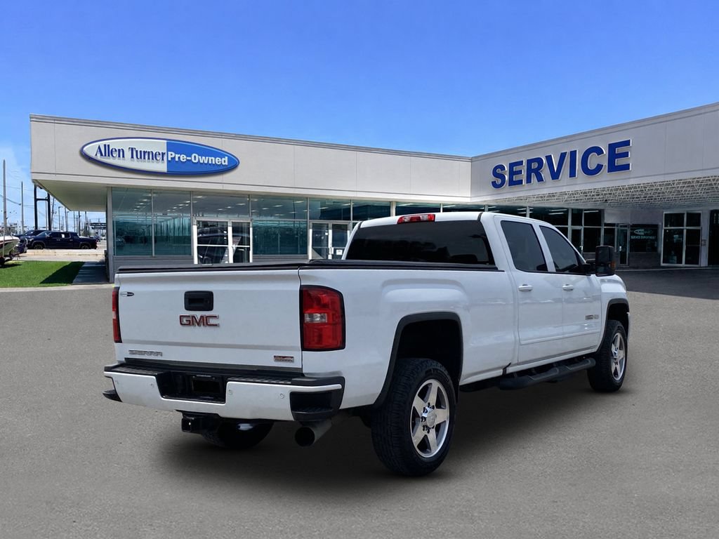 Used 2019 GMC Sierra 2500 SLT w/ Duramax Plus Package AWD/4WD image 8