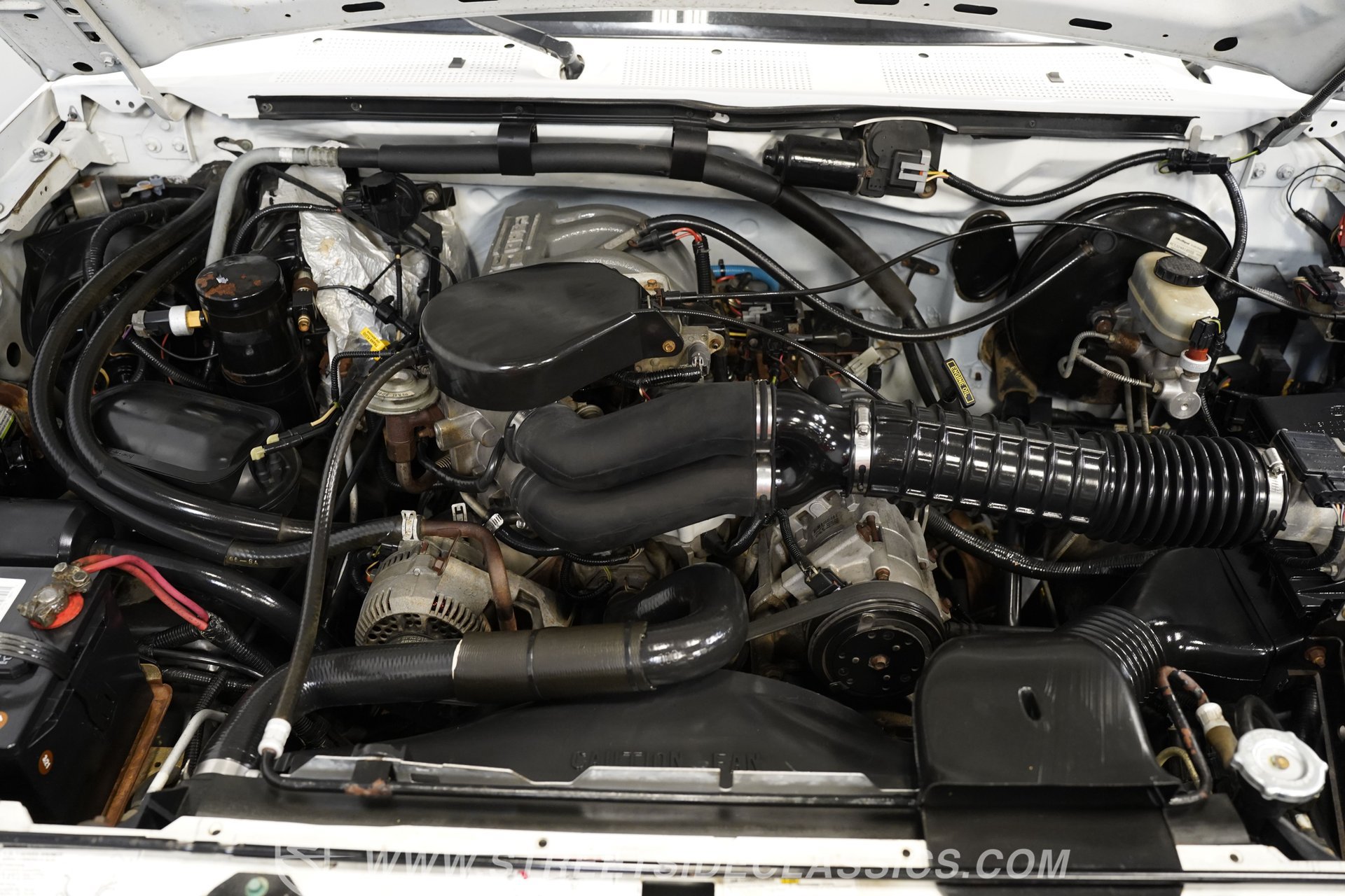 Used 1996 Ford Bronco XLT AWD/4WD image 4