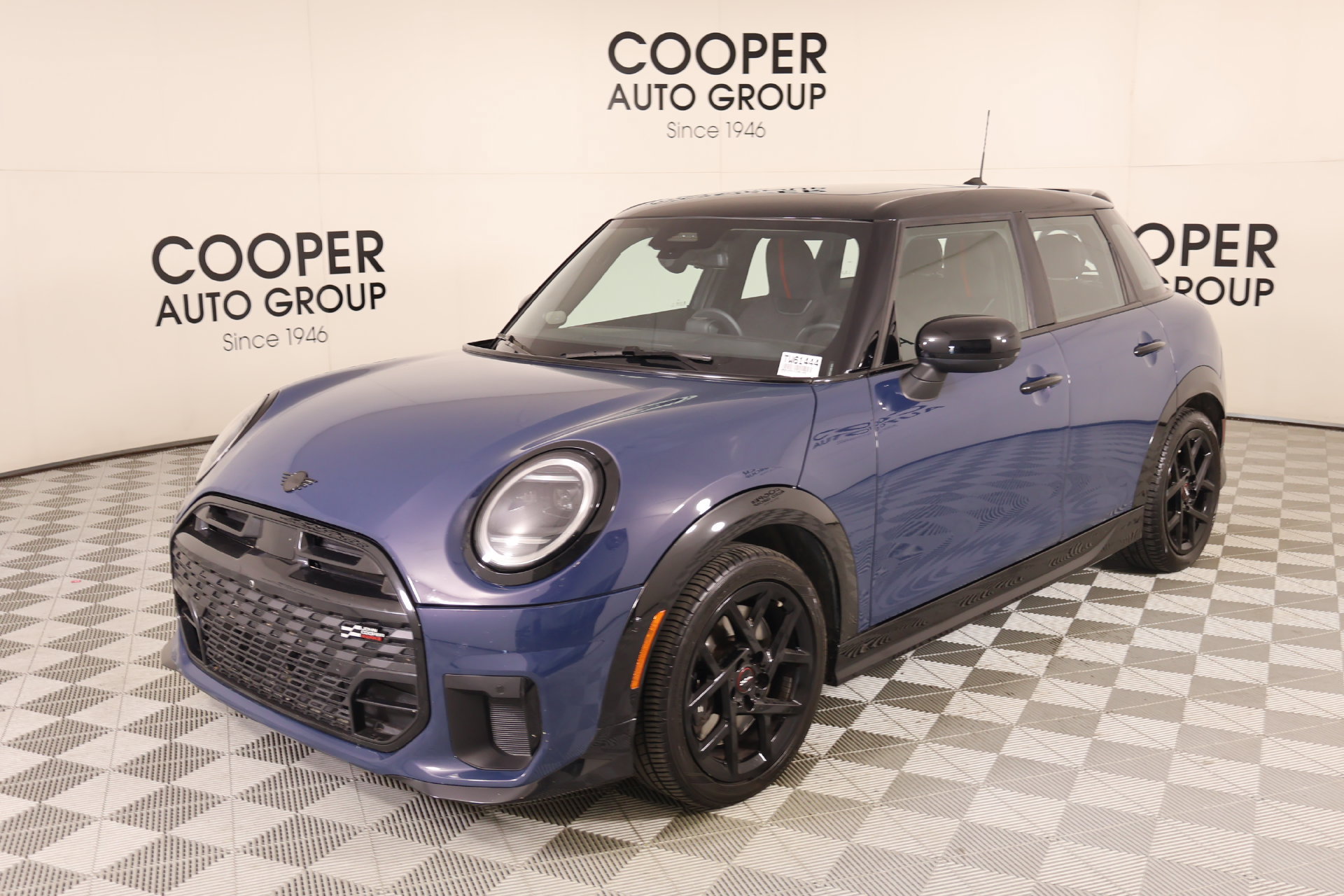 Certified 2025 MINI Cooper S FWD image 11