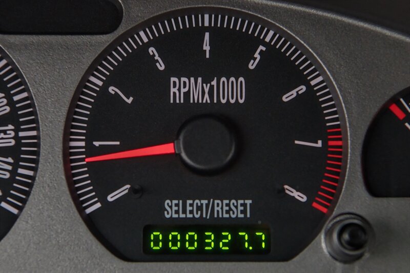 Used 2003 Ford Mustang Mach 1 RWD image 30