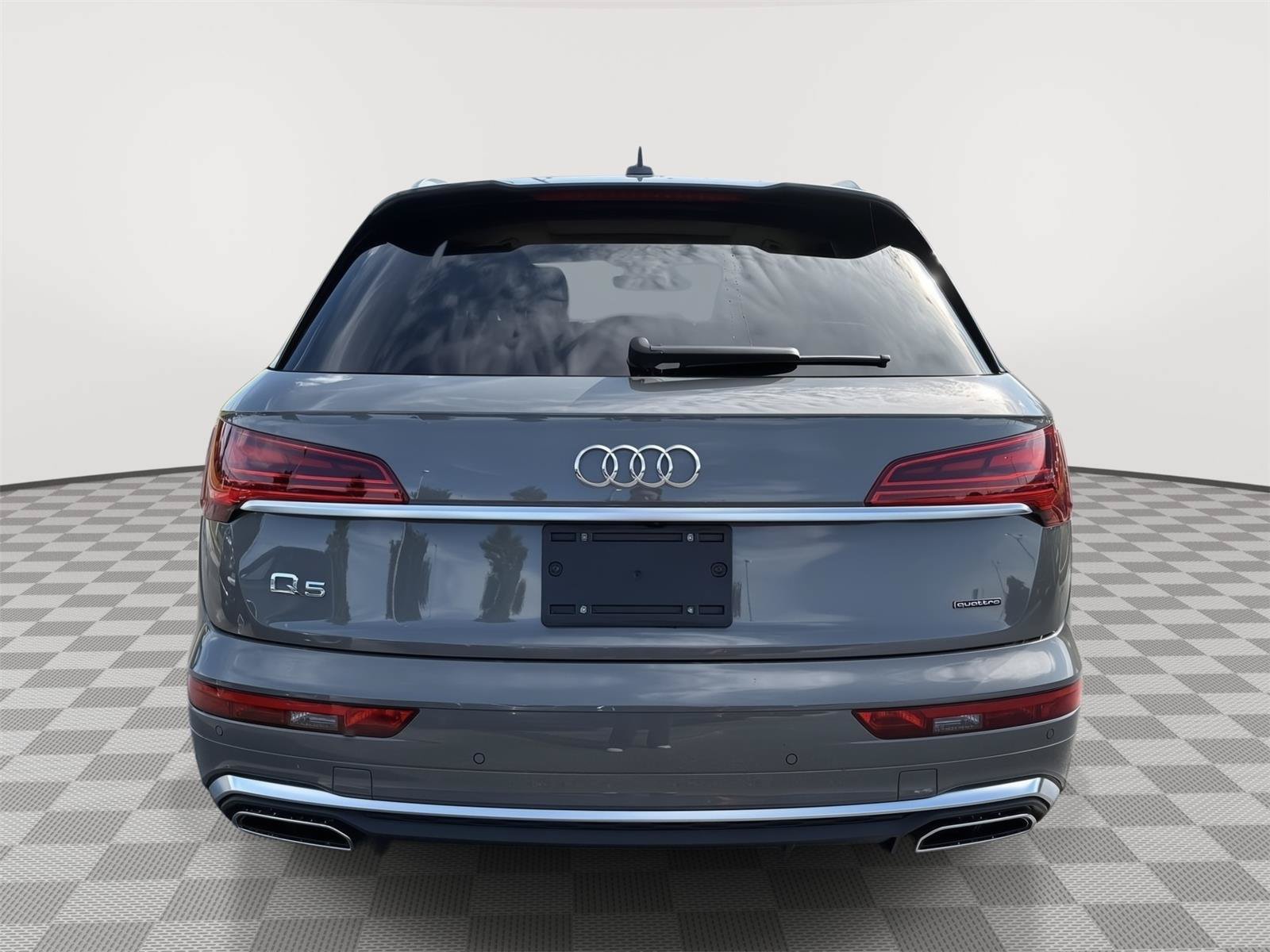 Certified 2023 Audi Q5 e Premium Plus w/ Premium Plus Package AWD/4WD image 4