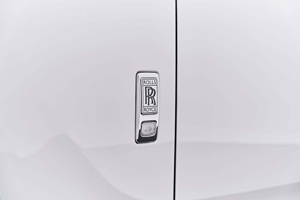 Used 2018 Rolls-Royce Ghost RWD image 25