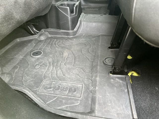 Used 2022 Jeep Wrangler Unlimited Sport w/ Xtreme Recon 35" Tire Package image 35