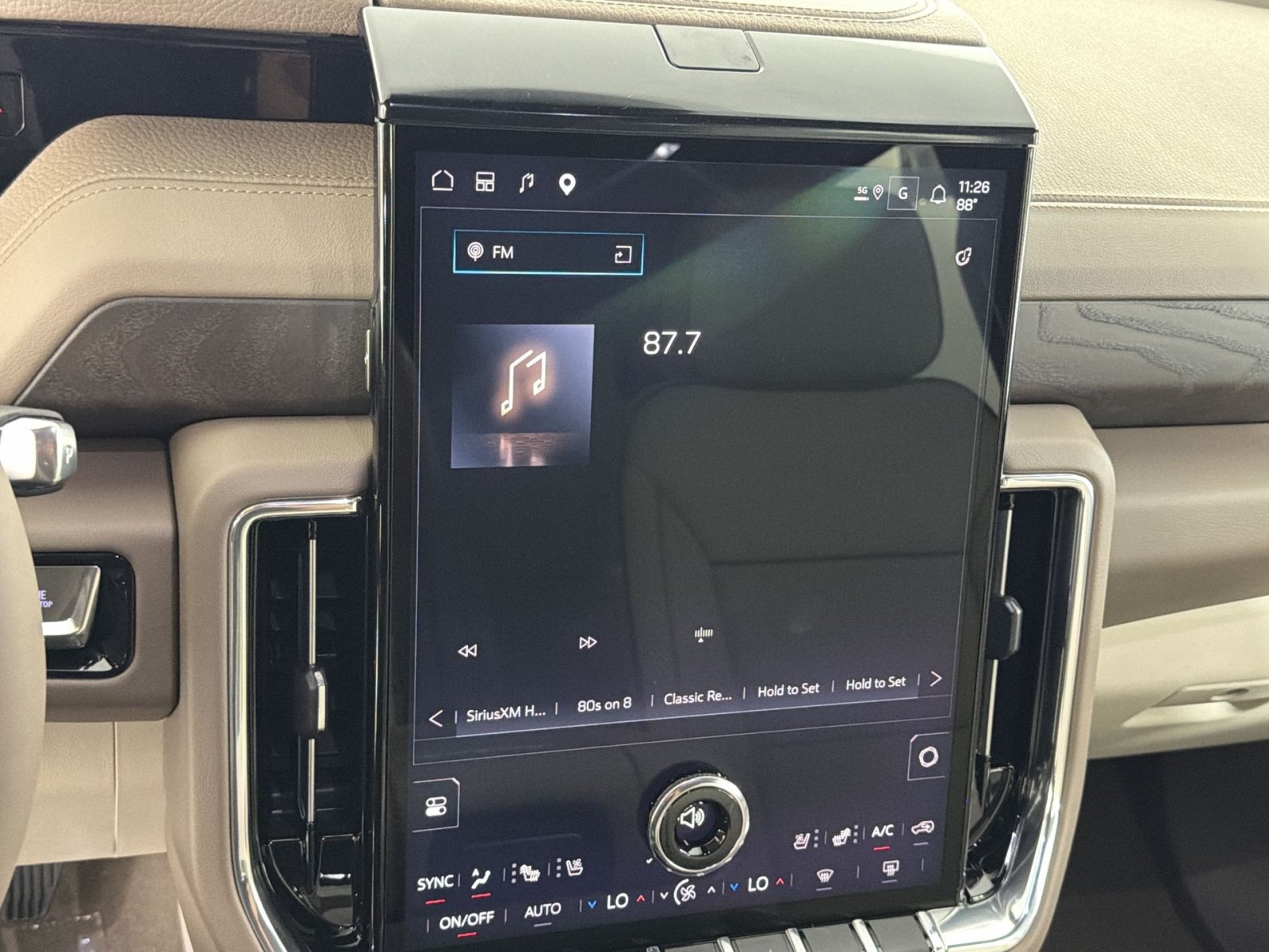 New 2026 GMC Yukon XL Denali w/ Denali Reserve Package AWD/4WD image 18