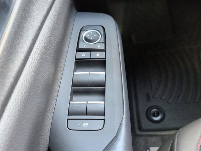 Certified 2026 Toyota Prius Plug-In Hybrid FWD image 23