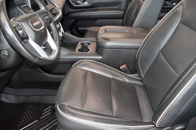 Used 2021 GMC Yukon XL SLT w/ SLT Luxury Plus Package RWD image 23