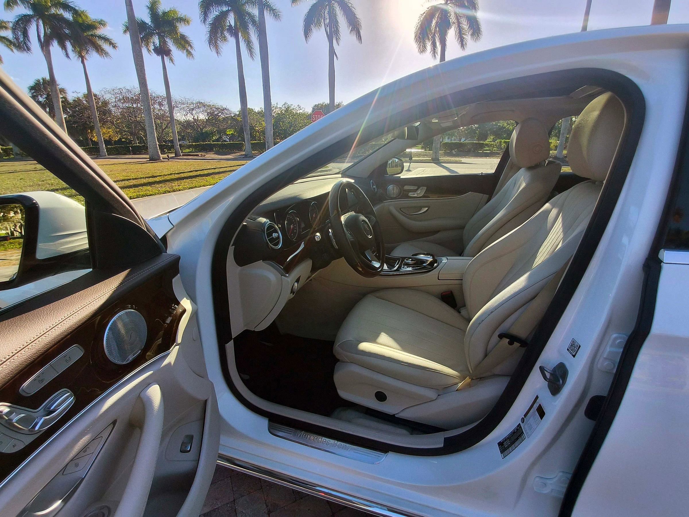 Used 2017 Mercedes-Benz E 300 image 4