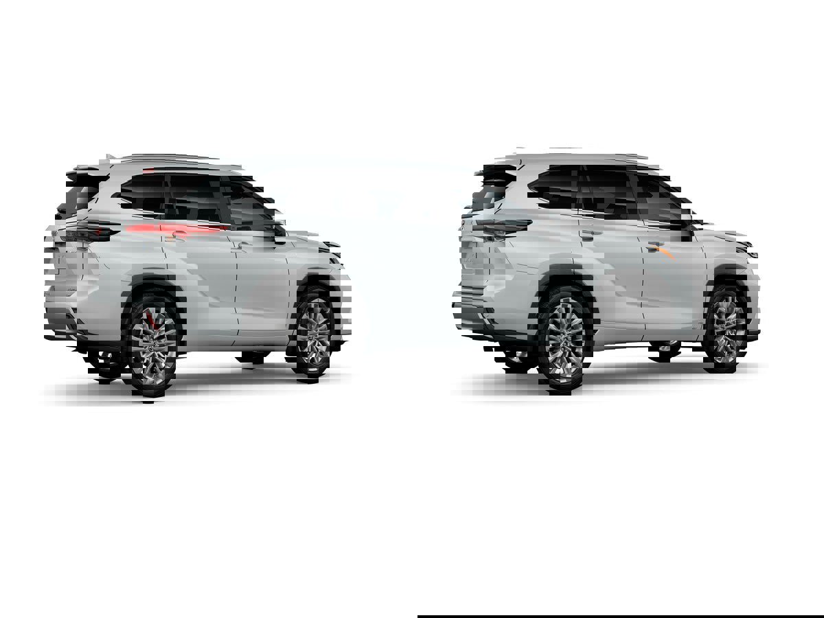 New 2026 Toyota Highlander Platinum image 11