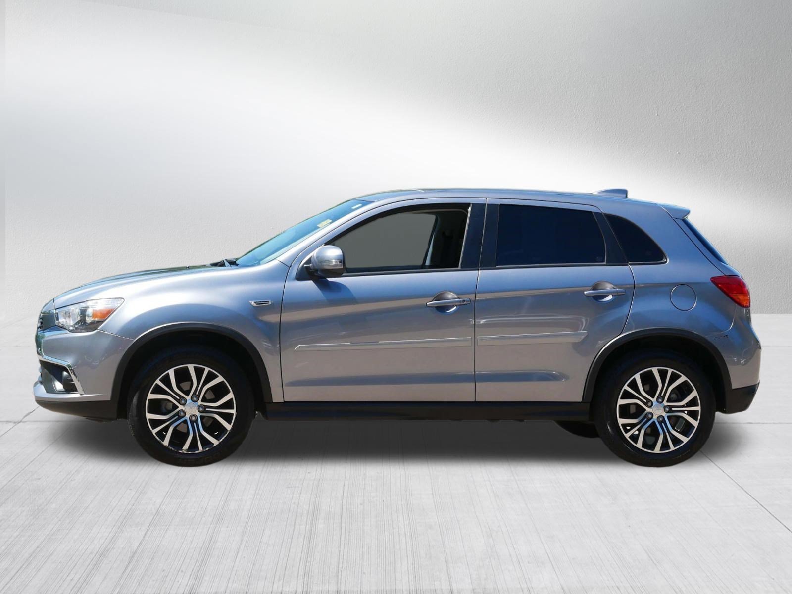 Used 2017 Mitsubishi Outlander Sport LE AWD/4WD image 4