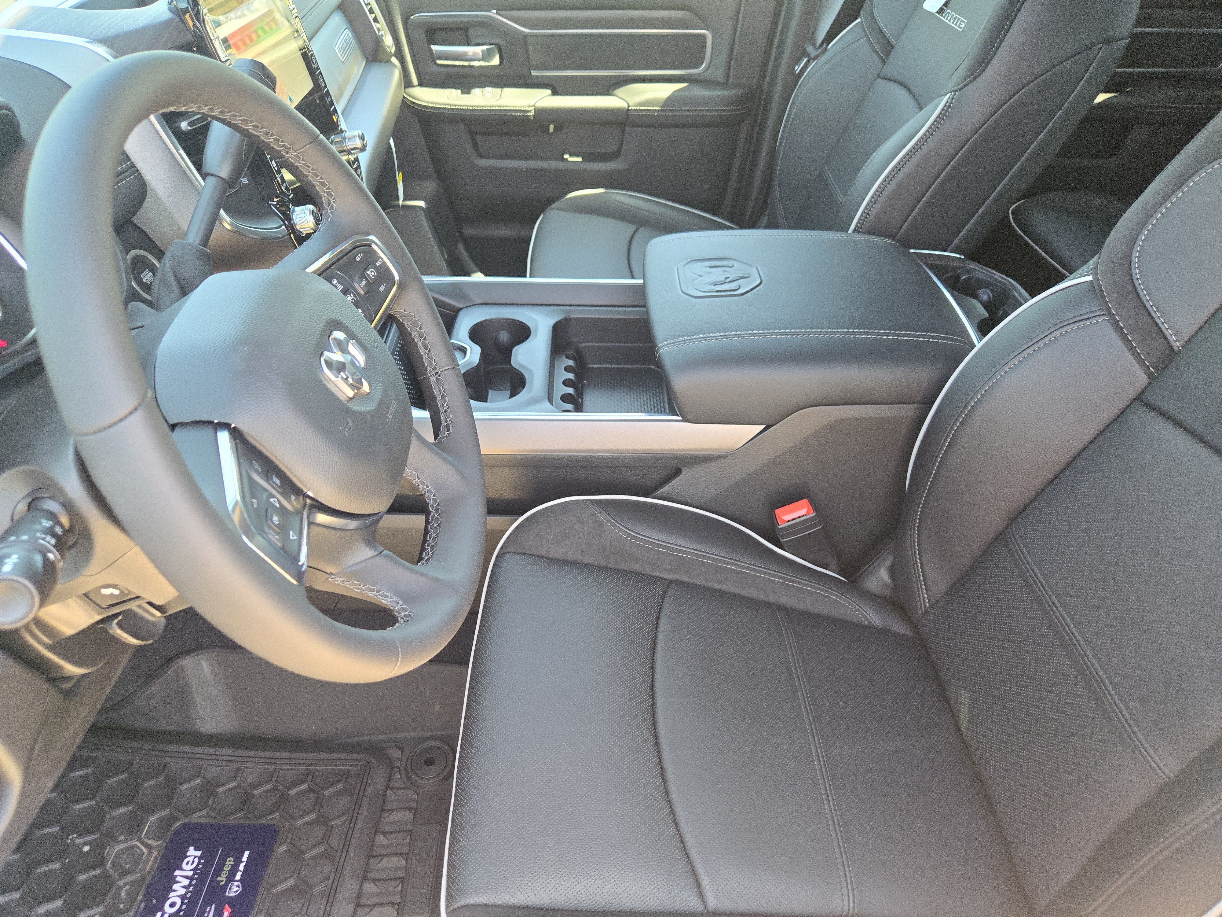 New 2026 RAM 3500 Laramie AWD/4WD image 11