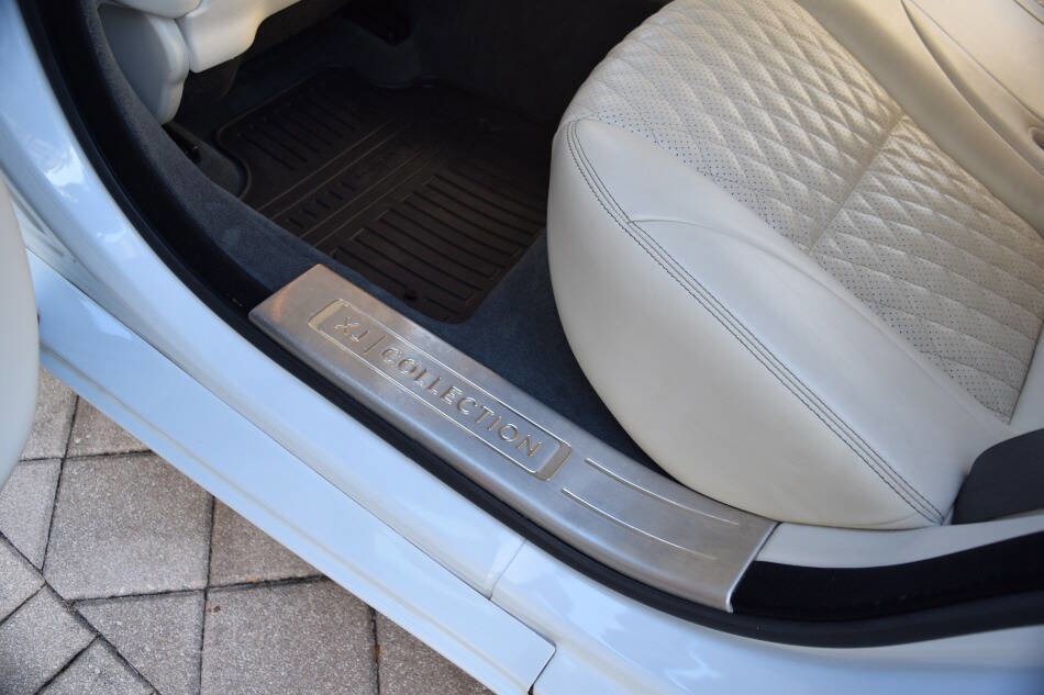 Used 2019 Jaguar XJ Collection image 44