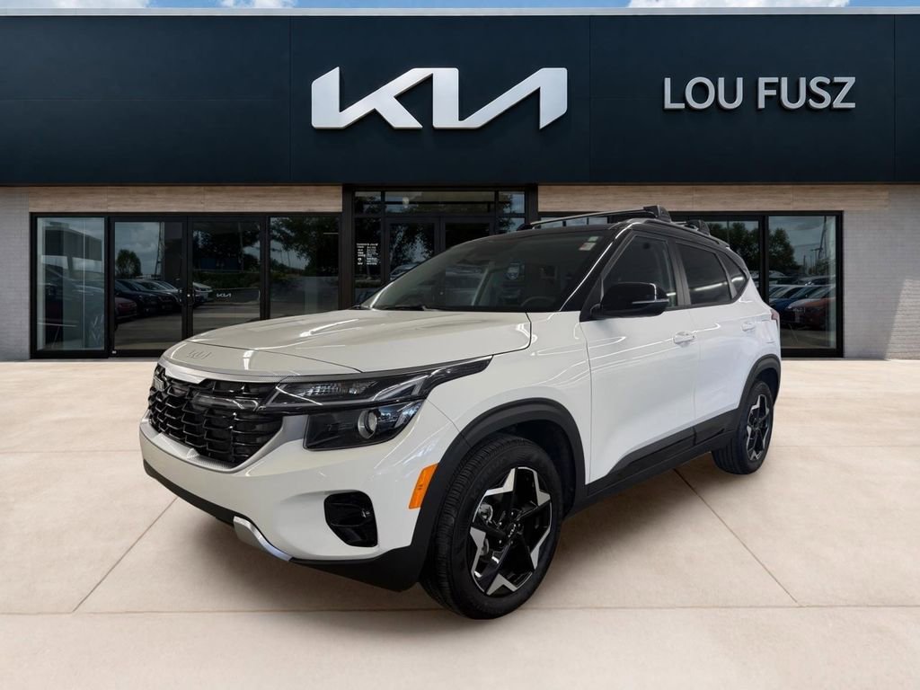 Used 2025 Kia Seltos S FWD image 1