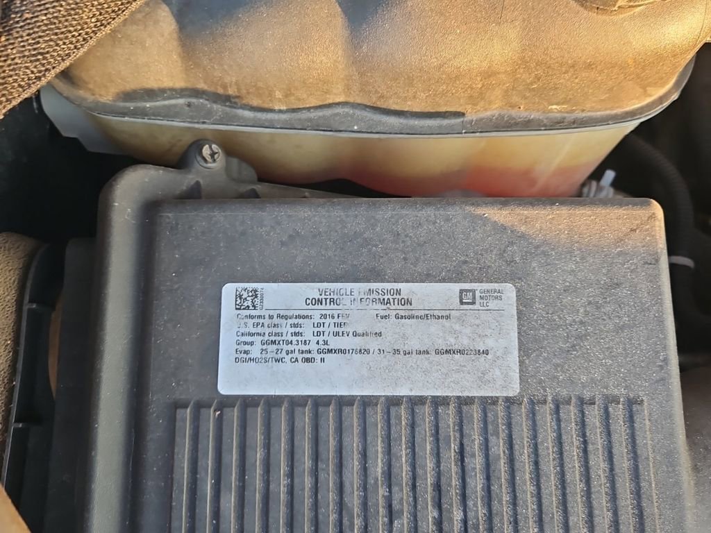 Used 2016 Chevrolet Silverado 1500 LT w/ Rally 2 Edition image 22