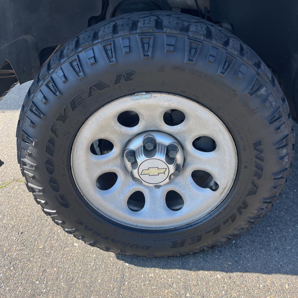 Used 2008 Chevrolet Tahoe LS w/ Skid Plate Package image 32