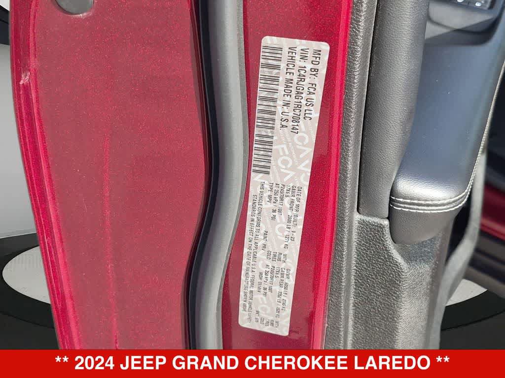 Used 2024 Jeep Grand Cherokee Laredo RWD image 33