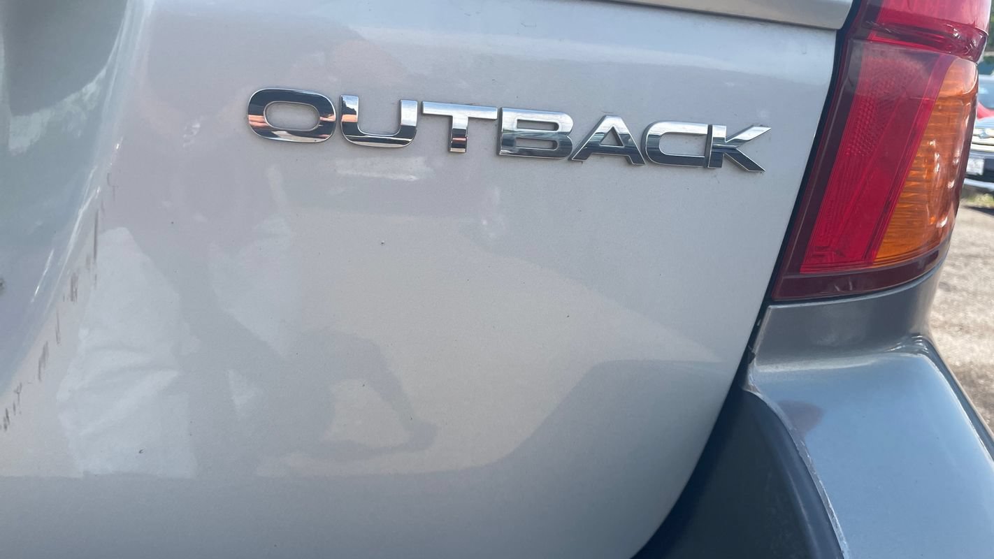 Used 2005 Subaru Outback 2.5i AWD/4WD image 21