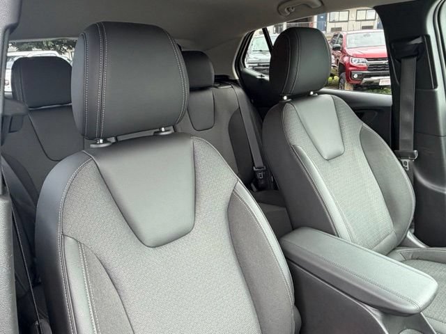 Used 2023 Buick Encore GX Select w/ Sport Touring Package FWD image 24