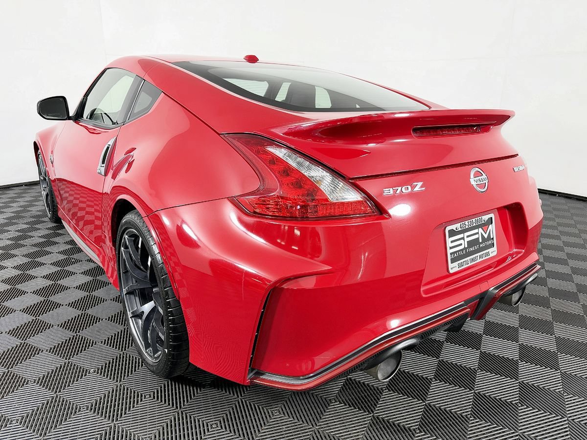 Used 2016 Nissan 370Z NISMO RWD image 16