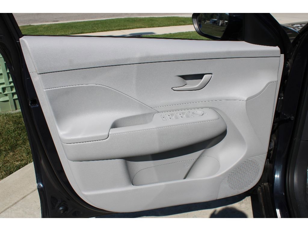 Used 2024 Hyundai Kona SEL image 14