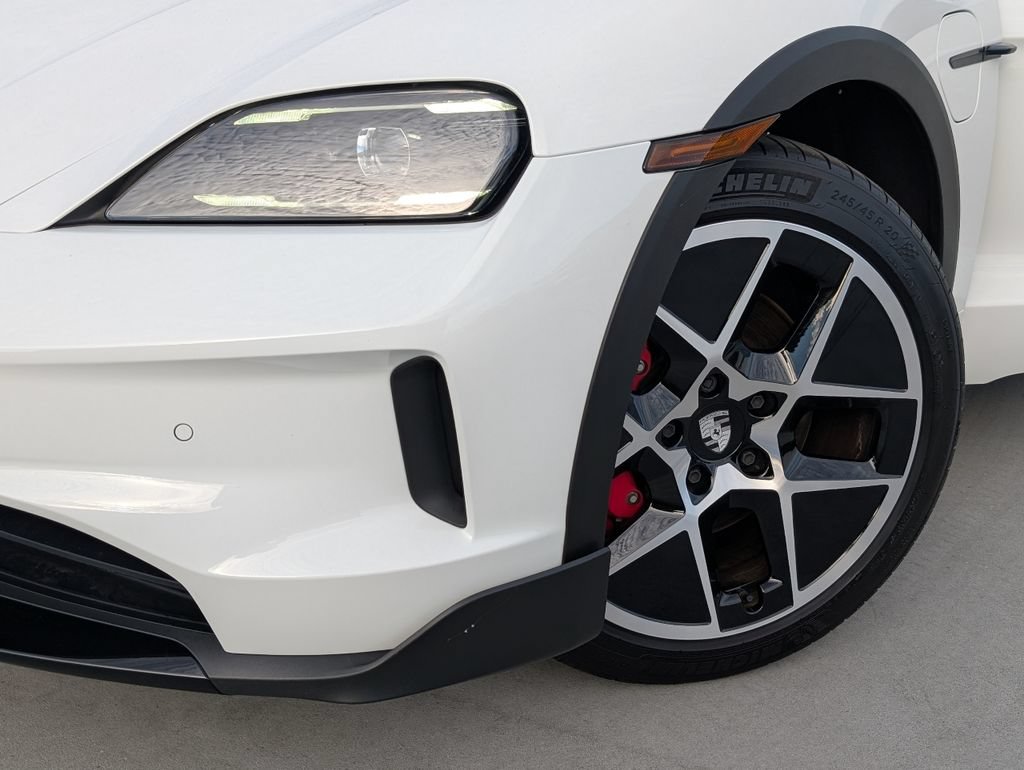 Certified 2025 Porsche Taycan 4S AWD/4WD image 10