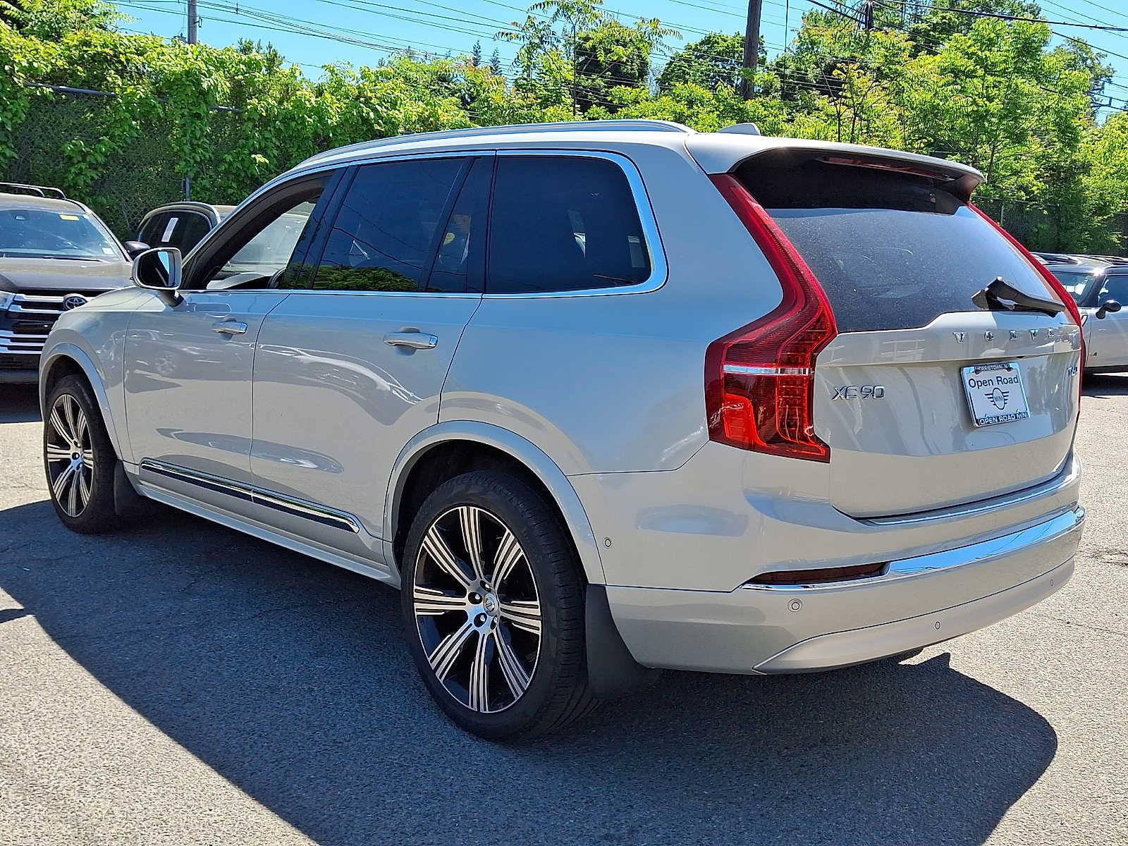 Used 2022 Volvo XC90 T6 Inscription AWD/4WD image 4