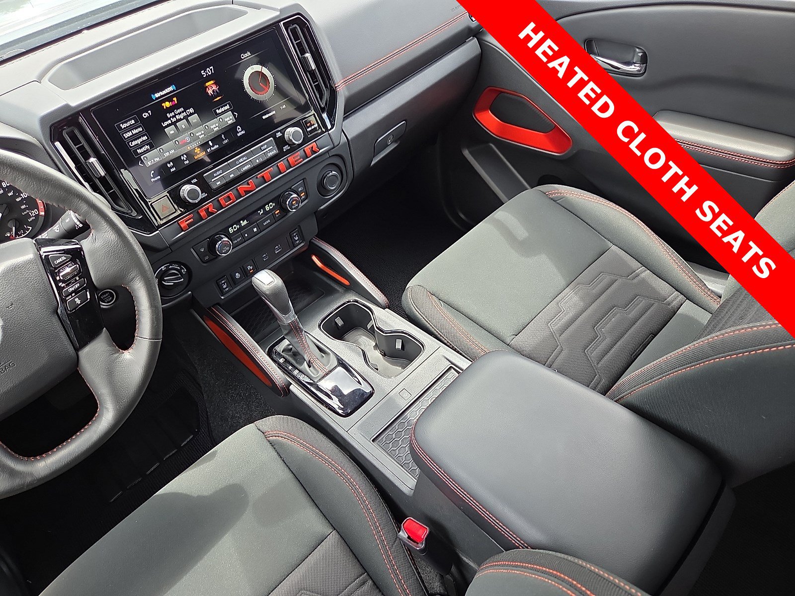 Used 2025 Nissan Frontier PRO-4X w/ Pro Convenience Package AWD/4WD image 12