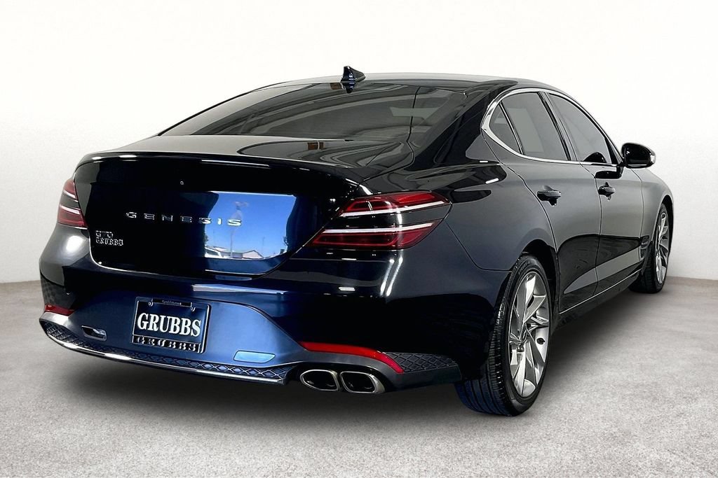 Used 2022 Genesis G70 2.0T RWD image 2