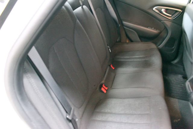 Used 2016 Chrysler 200 LX FWD image 9
