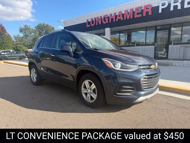 Used 2019 Chevrolet Trax LT w/ Sun & Sound Package FWD image 4