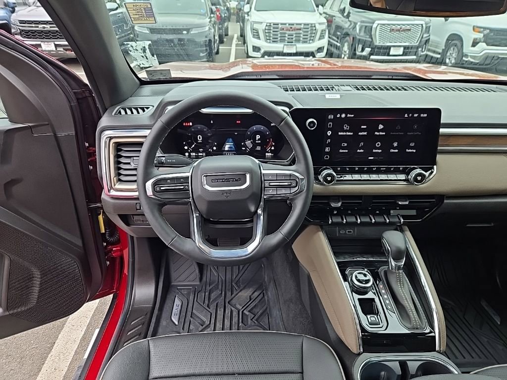 Used 2026 GMC Canyon Denali AWD/4WD image 13